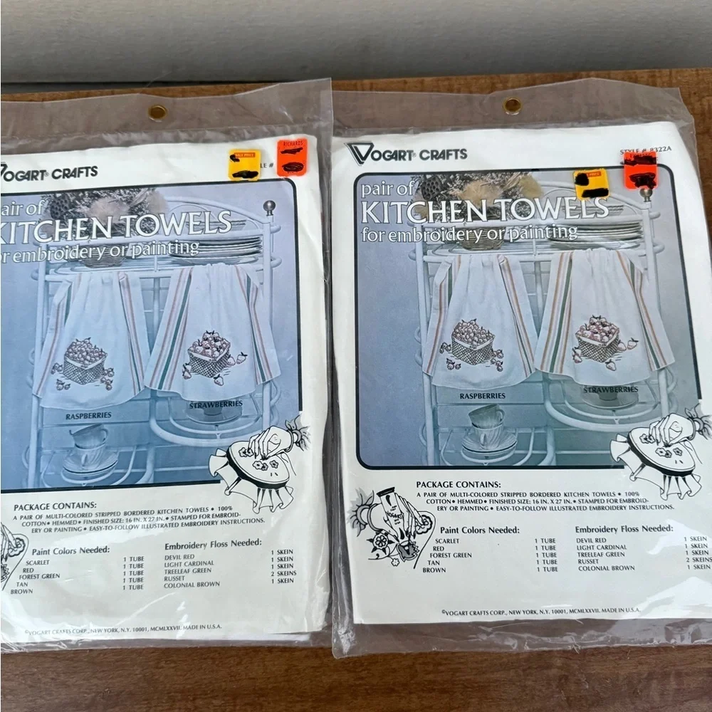 Vogarts Crafts Set of White Kitchen Towels Decorative Embroidery Kit New